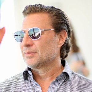 Meet your Posher, Adam